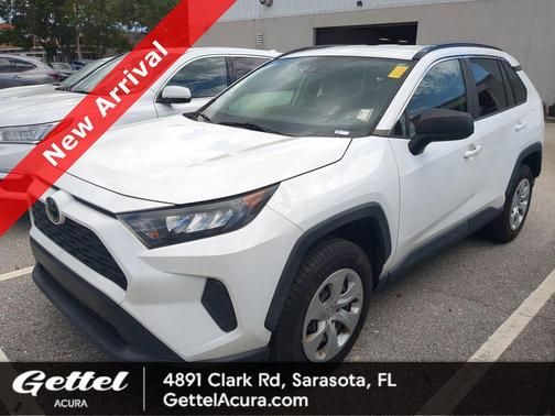 2020 Toyota RAV4 LE