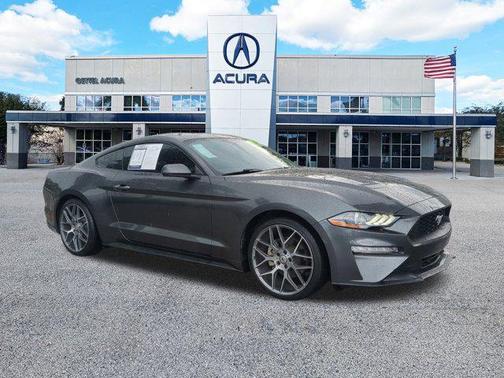2020 Ford Mustang EcoBoost
