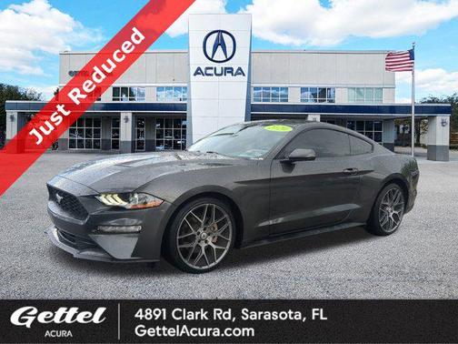2020 Ford Mustang EcoBoost