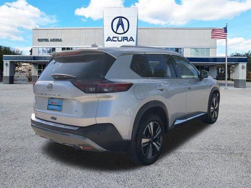 2022 Nissan Rogue SL