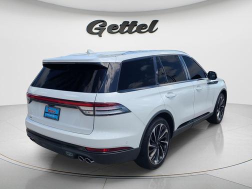 Pristine White Metallic Tri-Coat 2020 Lincoln Aviator Reserve AWD