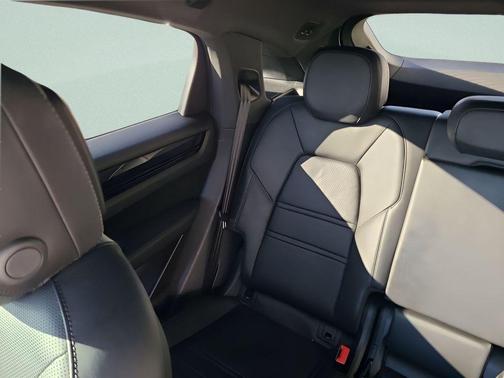 2021 Porsche Cayenne Cayenne