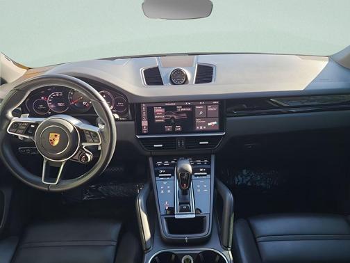 2021 Porsche Cayenne Cayenne