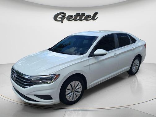 Pure White 2019 Volkswagen Jetta 1.4T S