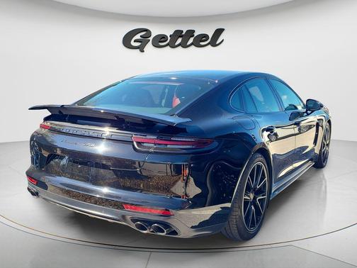 2020 Porsche Panamera GTS