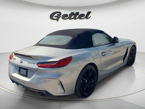 Glacier Silver Metallic 2022 BMW Z4 sDrive30i
