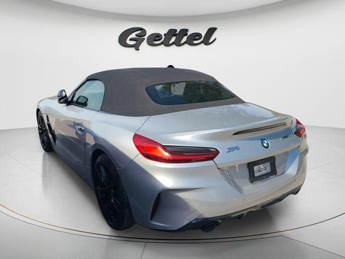 Glacier Silver Metallic 2022 BMW Z4 sDrive30i