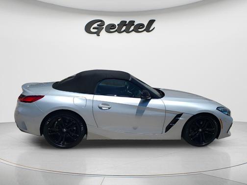 Glacier Silver Metallic 2022 BMW Z4 sDrive30i