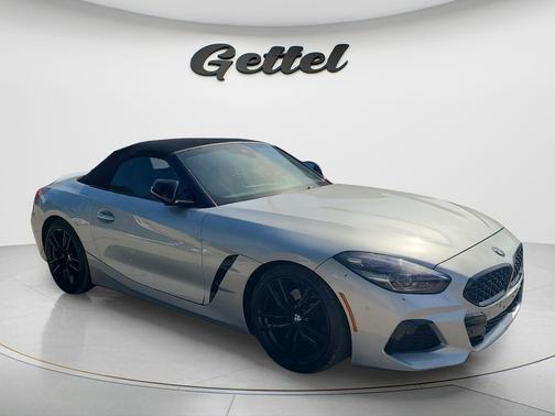 Glacier Silver Metallic 2022 BMW Z4 sDrive30i