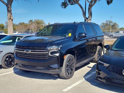 2022 Chevrolet Tahoe 4WD RST
