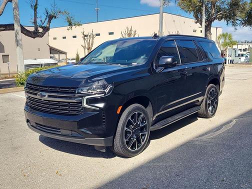 2022 Chevrolet Tahoe 4WD RST