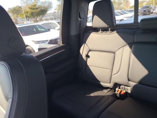 2024 GMC Sierra 2500 Denali