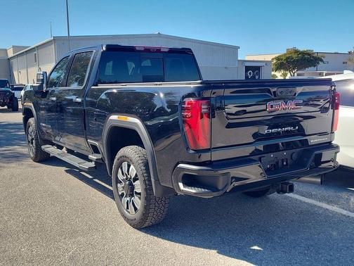 2024 GMC Sierra 2500 Denali