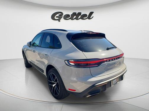 Chalk 2025 Porsche Macan Macan