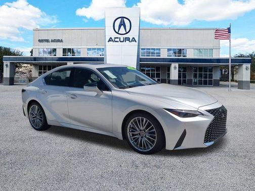 2022 Lexus IS 300 Base
