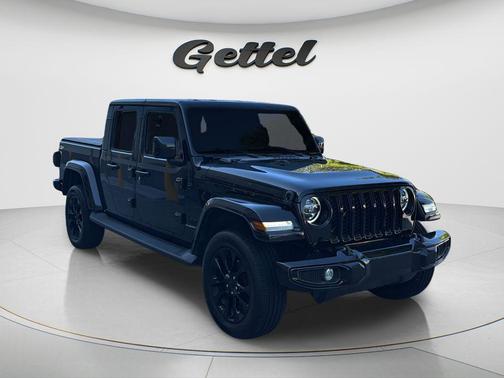 Black Clearcoat 2021 Jeep Gladiator Overland