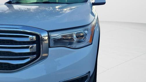 Summit White 2019 GMC Acadia SLT-1