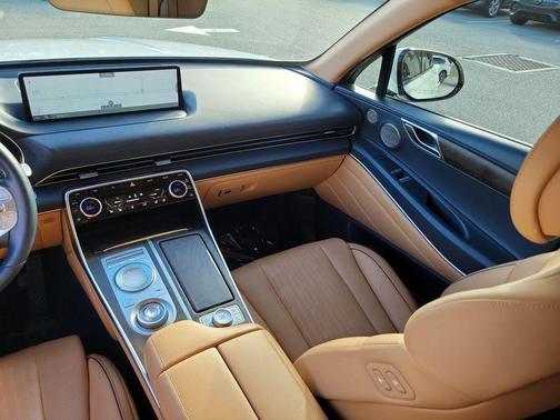 2022 Genesis GV80 2.5T