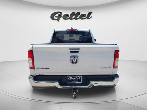 Bright White Clearcoat 2020 RAM 1500 Big Horn/Lone Star