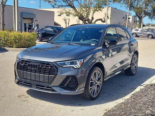 2025 Audi Q3 45 S line Premium Plus