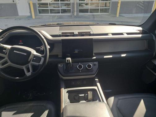 2023 Land Rover Defender 130 First Edition