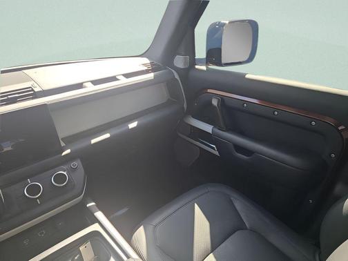 2023 Land Rover Defender 130 First Edition