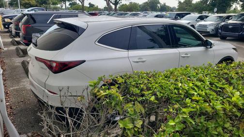 Platinum White Pearl 2024 Acura MDX Standard