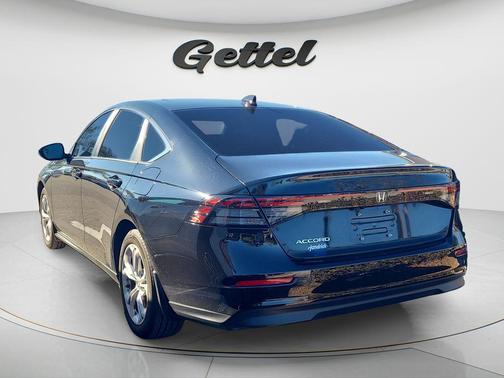 2025 Honda Accord LX 1.5T