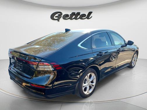 2025 Honda Accord LX 1.5T