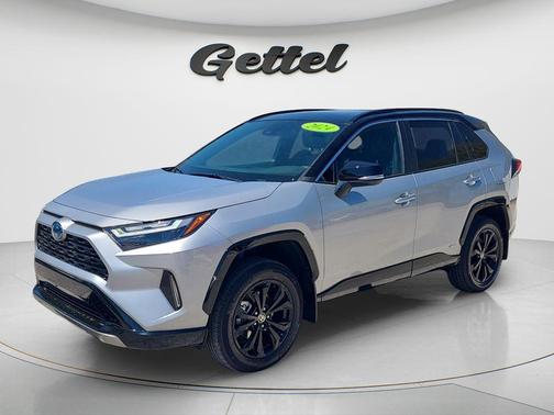 2024 Toyota RAV4 Hybrid SE