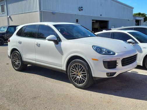 2018 Porsche Cayenne Platinum Edition
