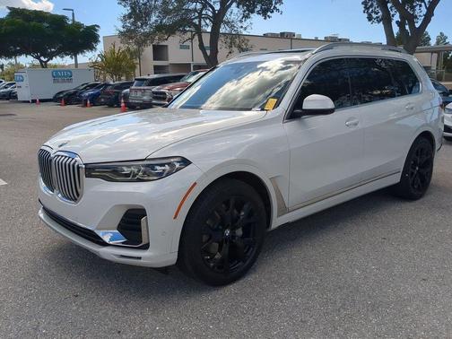 2022 BMW X7 xDrive40i