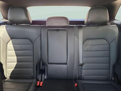 2024 Volkswagen Atlas Cross Sport 2.0T SEL