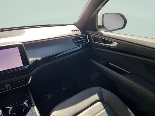 2024 Volkswagen Atlas Cross Sport 2.0T SEL