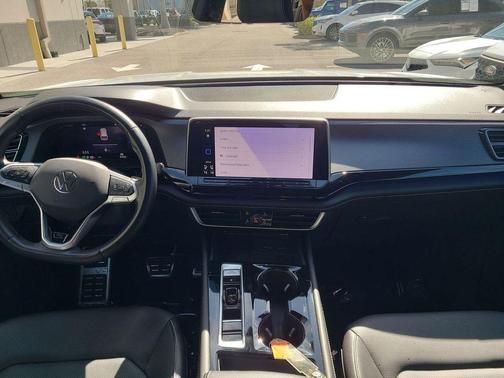 2024 Volkswagen Atlas Cross Sport 2.0T SEL