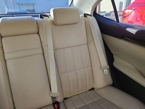 2018 Lexus ES 350 Base