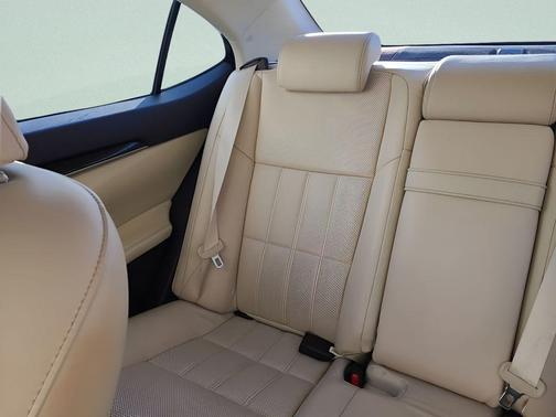 2018 Lexus ES 350 Base