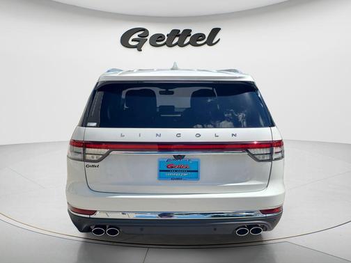 White Metallic 2023 Lincoln Aviator Standard