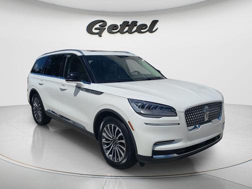 White Metallic 2023 Lincoln Aviator Standard