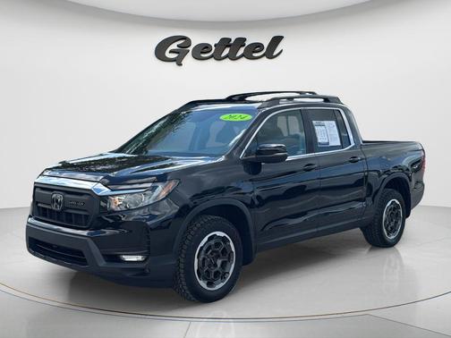 Crystal Black Pearl 2024 Honda Ridgeline RTL
