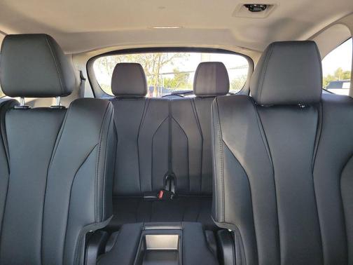 2025 Acura MDX Standard