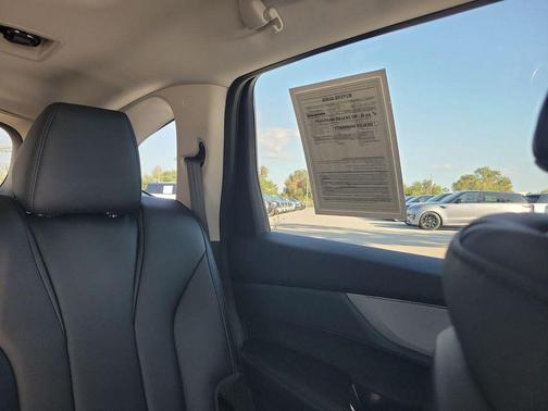 2025 Acura MDX Standard