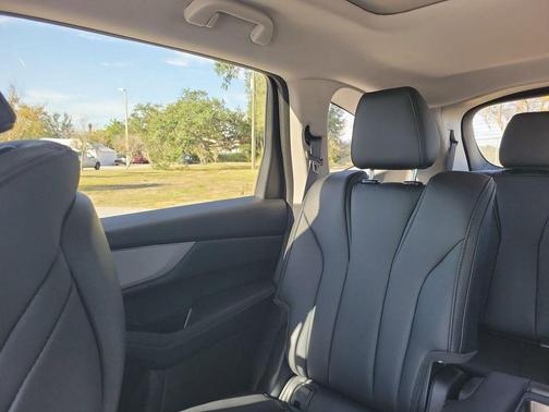 2025 Acura MDX Standard