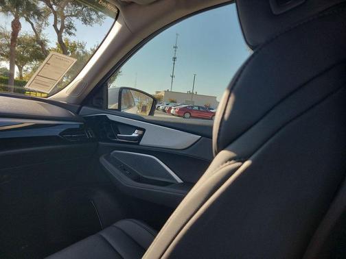 2025 Acura MDX Standard