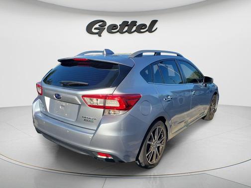 Ice Silver Metallic 2017 Subaru Impreza 2.0i Limited