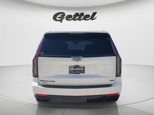 2022 Cadillac Escalade Sport