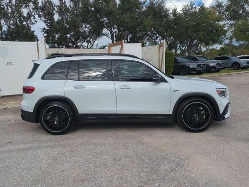2022 Mercedes-Benz AMG GLB 35 4MATIC