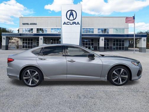 2025 Acura TLX Technology