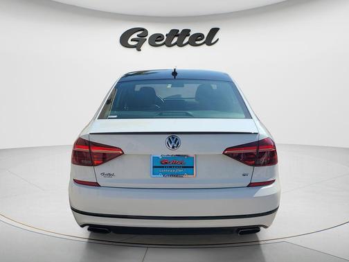 2018 Volkswagen Passat 3.6L V6 GT