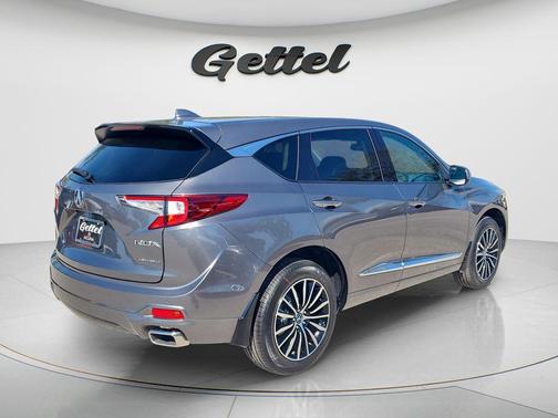Liquid Carbon Metallic 2026 Acura RDX Advance Package